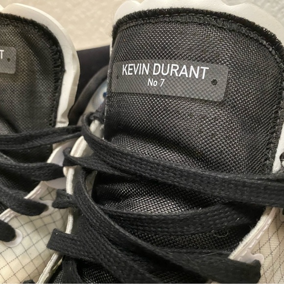 Nike Kevin Durant Number 7 Size 14 - Picture 4 of 11
